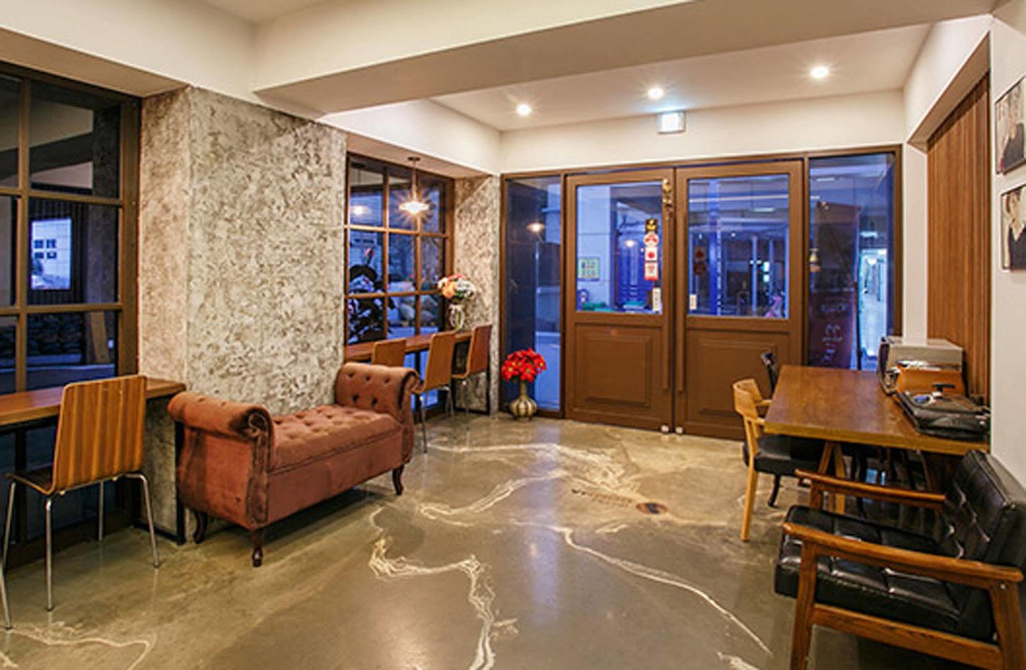Comma Hotel Пусан Екстериор снимка