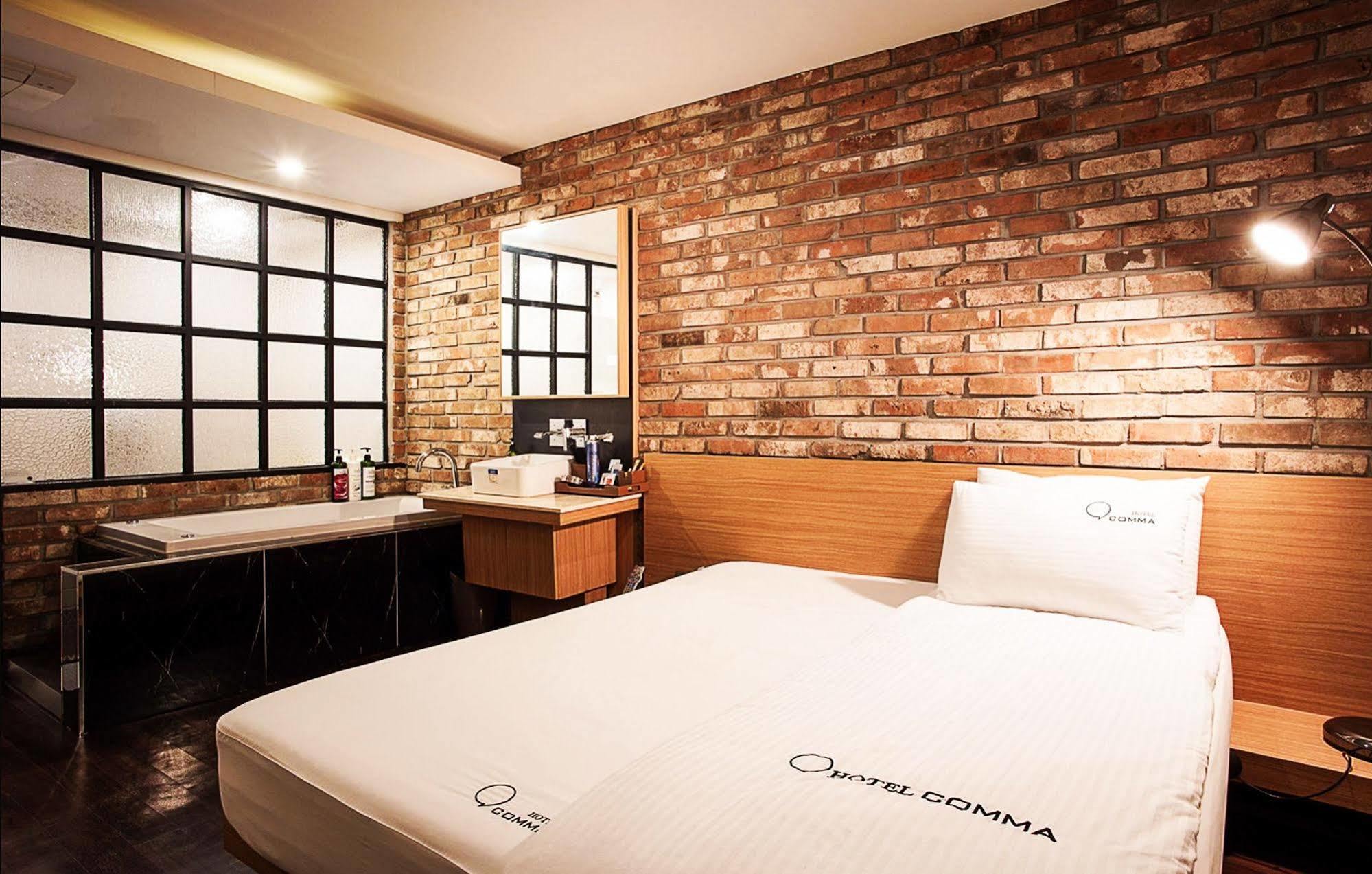 Comma Hotel Пусан Екстериор снимка