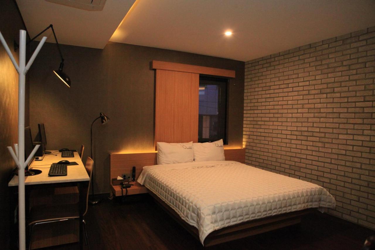 Comma Hotel Пусан Екстериор снимка